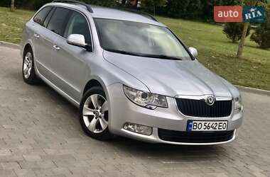 Універсал Skoda Superb 2013 в Тернополі