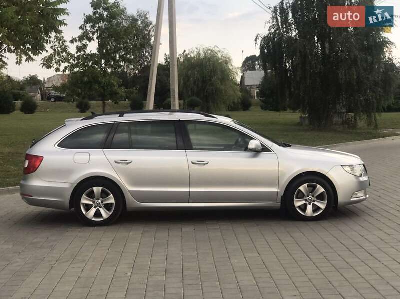 Універсал Skoda Superb 2013 в Тернополі