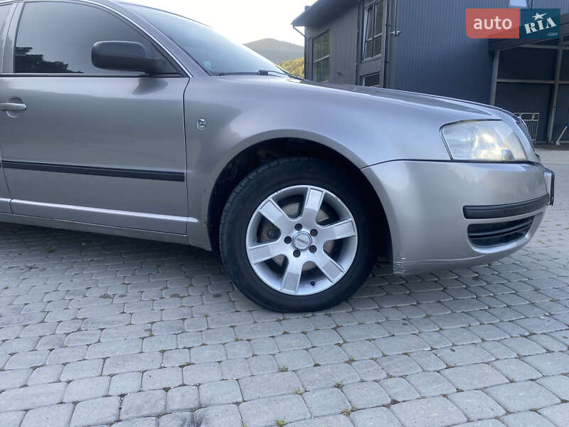 Лифтбек Skoda Superb 2006 в Ивано-Франковске