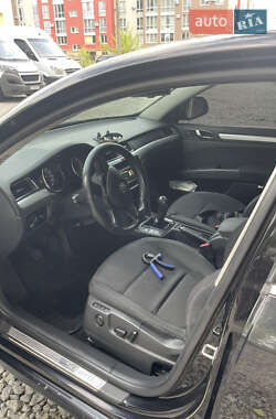 Ліфтбек Skoda Superb 2014 в 
