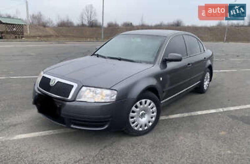 Ліфтбек Skoda Superb 2004 в 