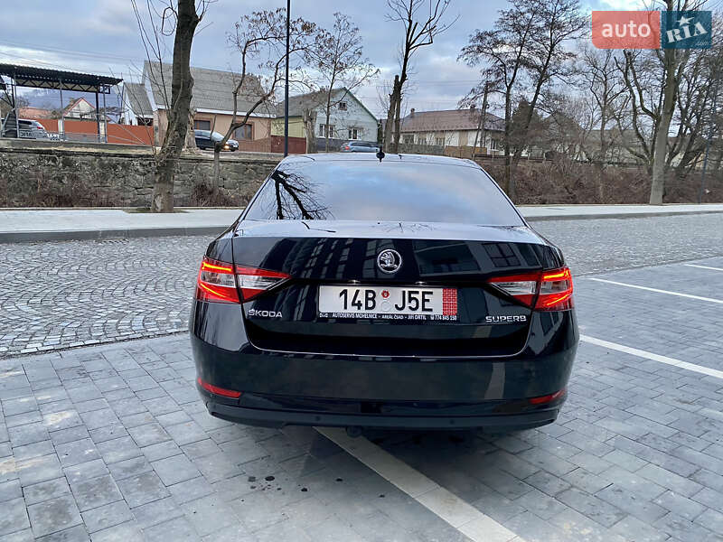 Ліфтбек Skoda Superb 2017 в Сваляві