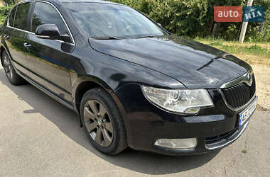 Лифтбек Skoda Superb 2011 в Виннице