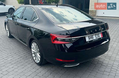 Ліфтбек Skoda Superb 2021 в 