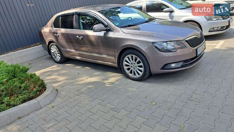 Skoda Superb 2013