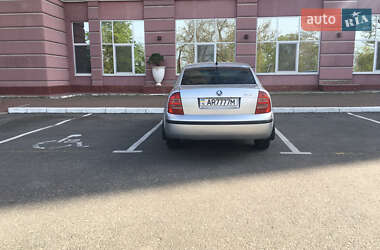 Лифтбек Skoda Superb 2006 в 