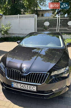 Лифтбек Skoda Superb 2017 в 