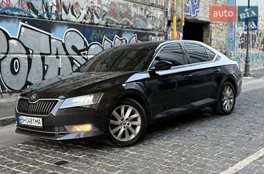 Лифтбек Skoda Superb 2017 в 