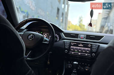 Лифтбек Skoda Superb 2017 в 