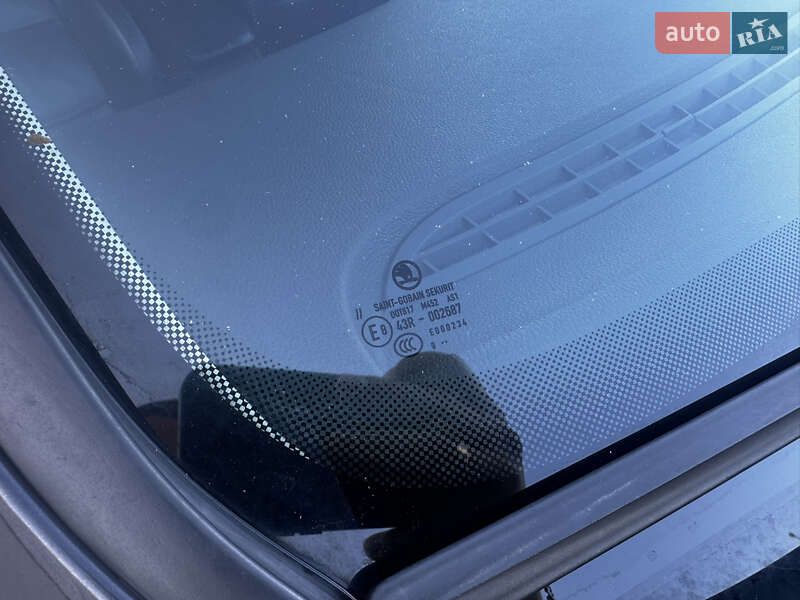 Универсал Skoda Superb 2010 в Луцке