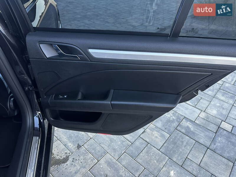 Универсал Skoda Superb 2010 в Луцке