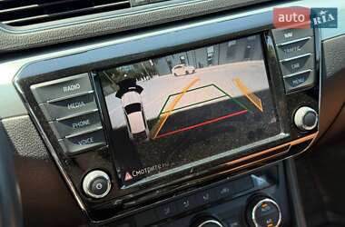 Лифтбек Skoda Superb 2015 в 