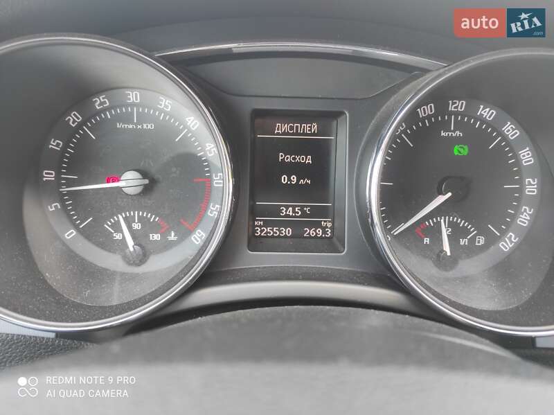 Skoda Superb 2011
