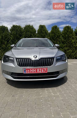 Универсал Skoda Superb 2018 в 