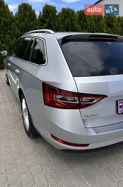 Универсал Skoda Superb 2018 в 