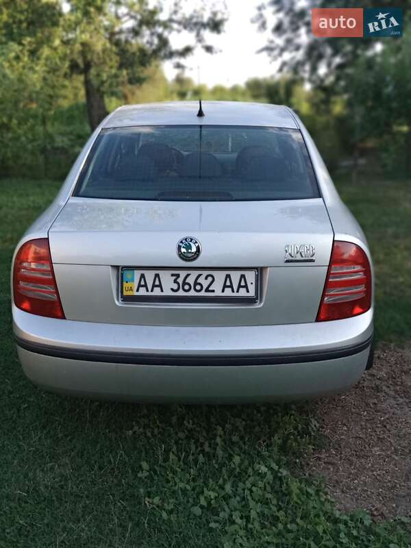 Лифтбек Skoda Superb 2006 в Киеве фото 4 Лифтбек Skoda Superb 2006 в Киеве