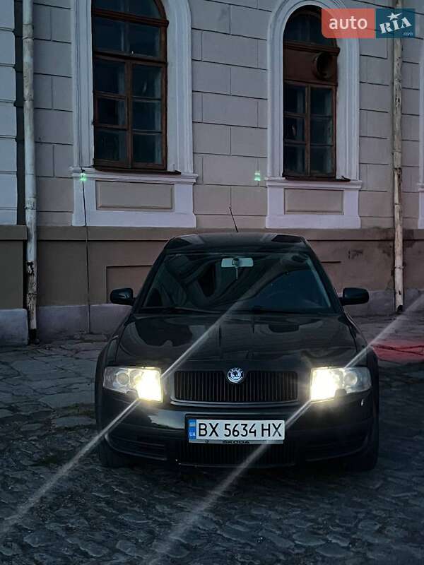 Skoda Superb 2003