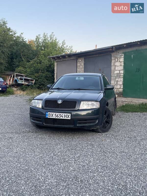 Лифтбек Skoda Superb 2003 в Каменец-Подольском