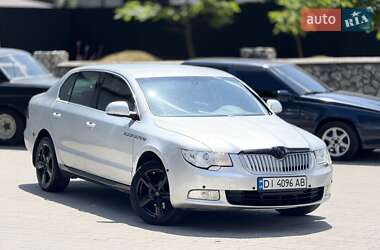 Лифтбек Skoda Superb 2008 в 