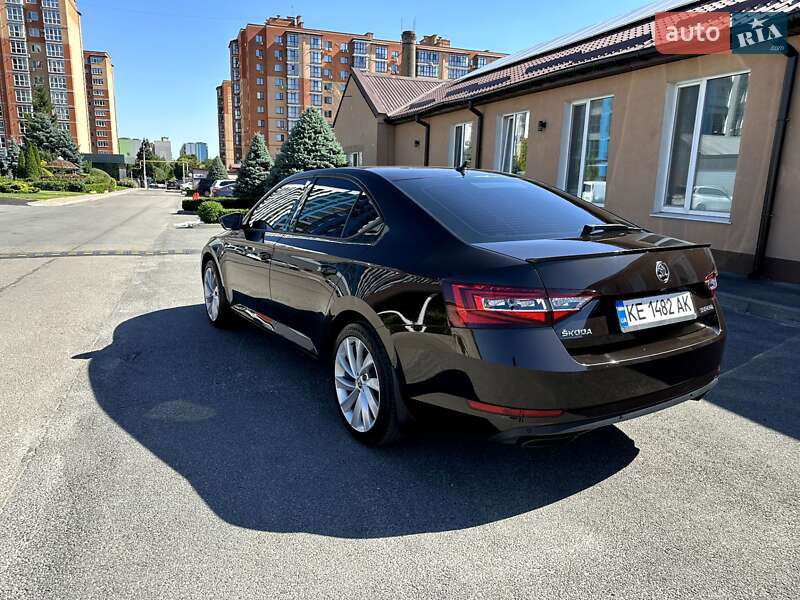 Ліфтбек Skoda Superb 2019 в Дніпрі