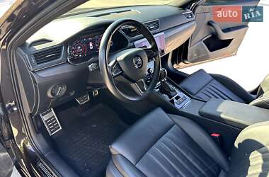 Лифтбек Skoda Superb 2019 в 