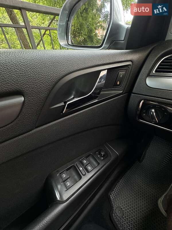 Лифтбек Skoda Superb 2009 в Киеве