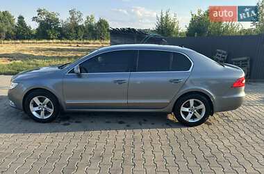 Ліфтбек Skoda Superb 2012 в Кам’янці