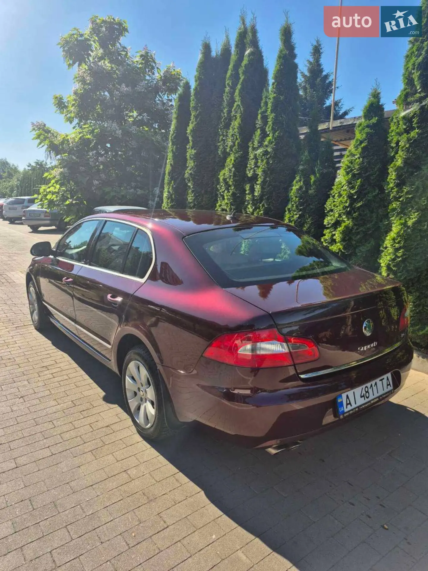 2010 Skoda Superb - мініатюра 15