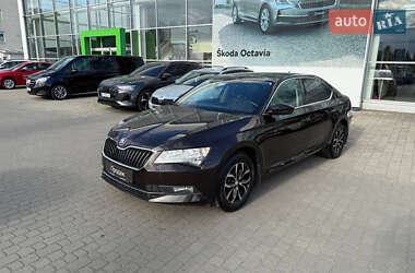 Ліфтбек Skoda Superb 2018 в Львові