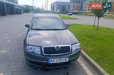 Лифтбек Skoda Superb 2004 в Ужгороде
