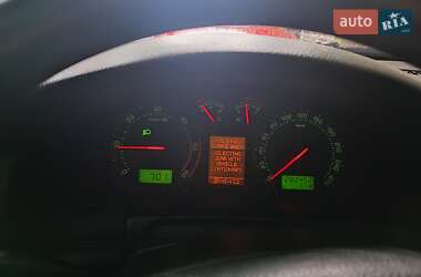Лифтбек Skoda Superb 2004 в 