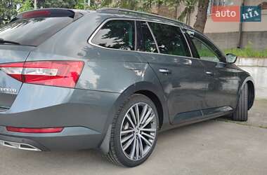 Универсал Skoda Superb 2015 в 