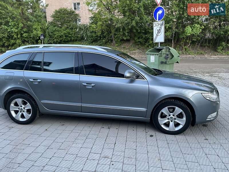 Универсал Skoda Superb 2010 в Тернополе