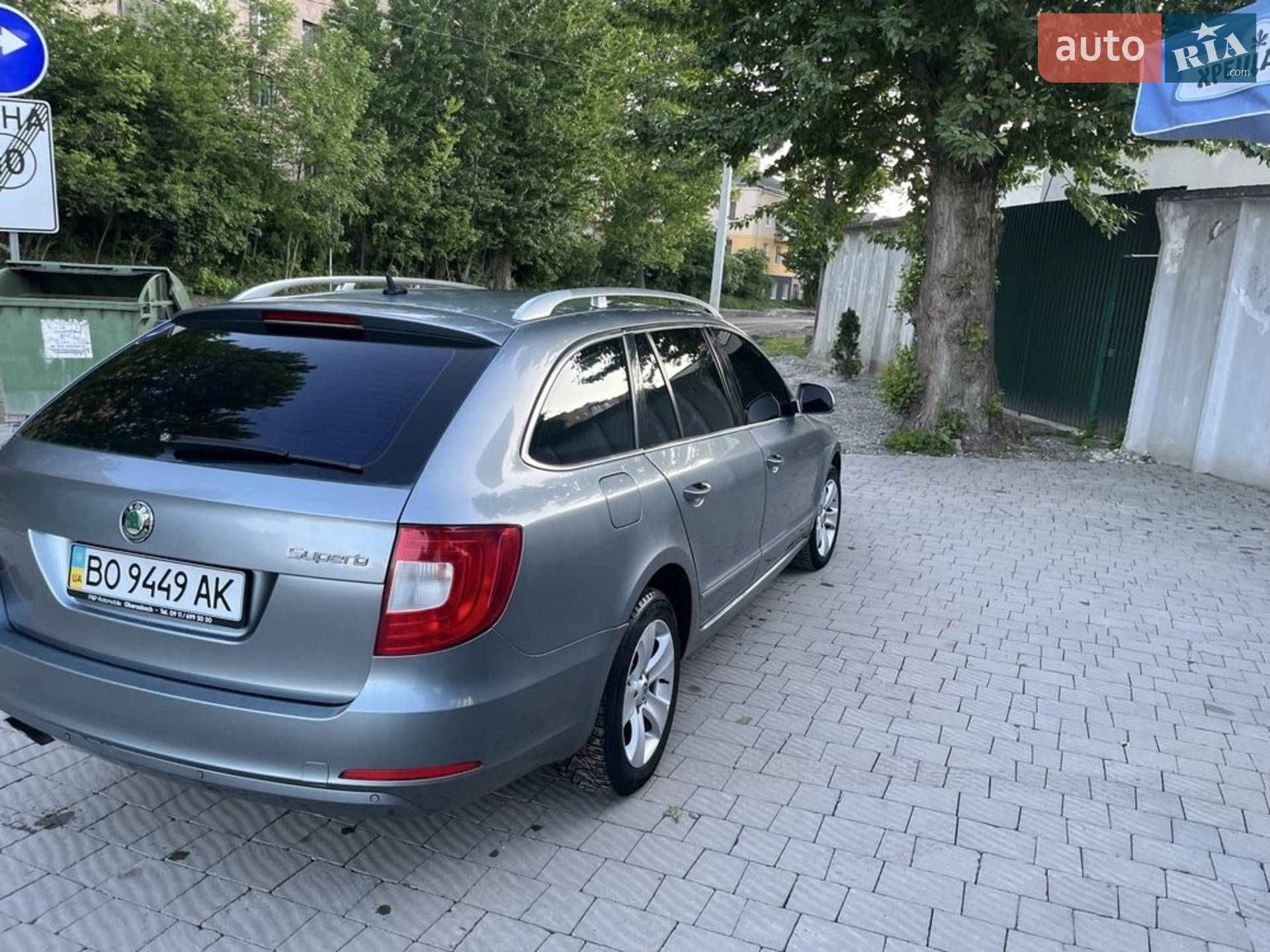 2010 Skoda Superb - мініатюра 10