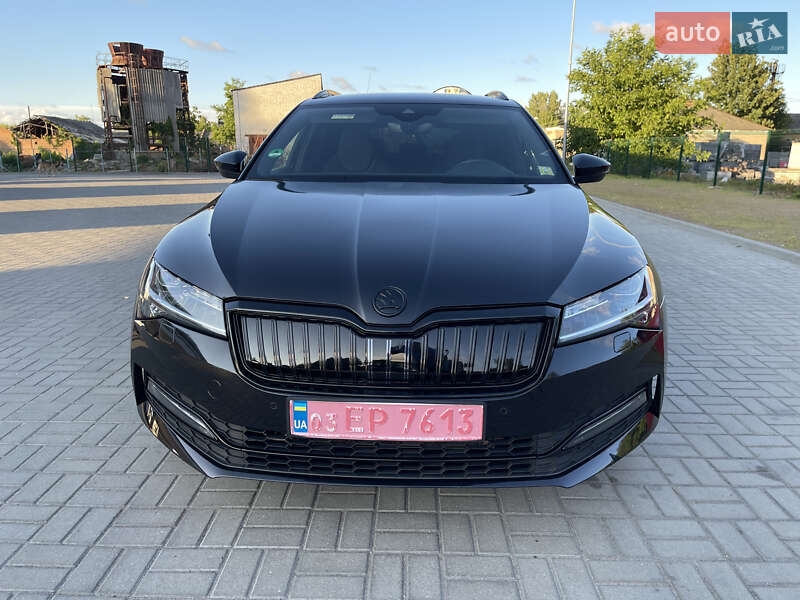 Універсал Skoda Superb 2021 в Житомирі
