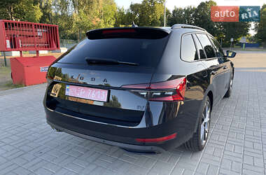 Универсал Skoda Superb 2021 в 