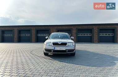 Ліфтбек Skoda Superb 2008 в Чернівцях