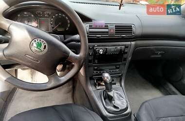 Лифтбек Skoda Superb 2005 в Иршаве