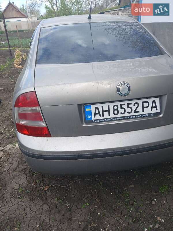 Лифтбек Skoda Superb 2008 в Каменском