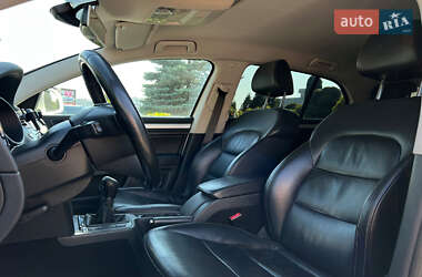 Лифтбек Skoda Superb 2012 в 
