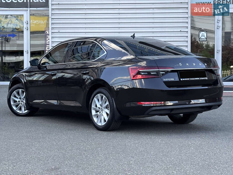 Ліфтбек Skoda Superb 2020 в Києві