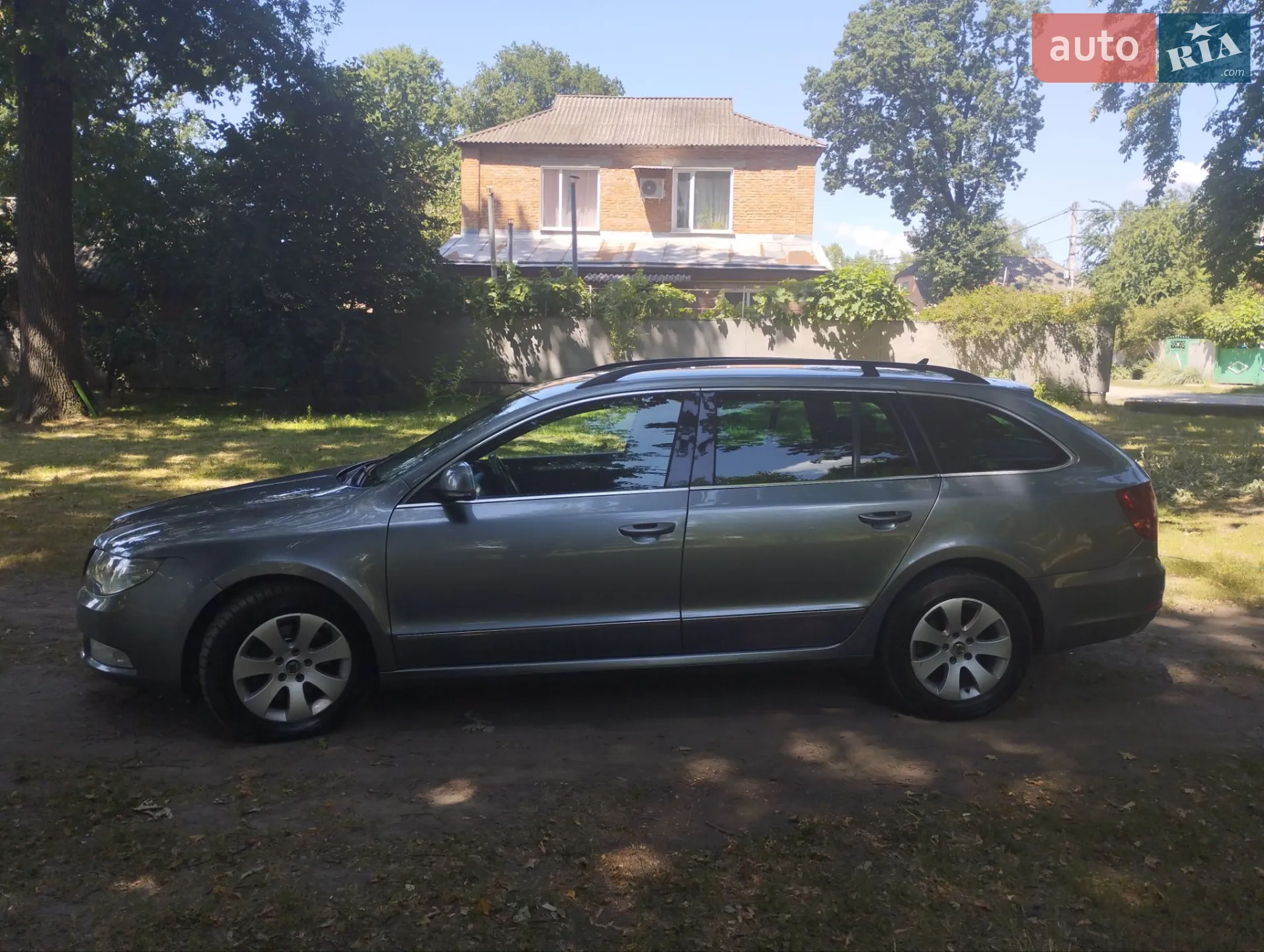 2011 Skoda Superb - мініатюра 16