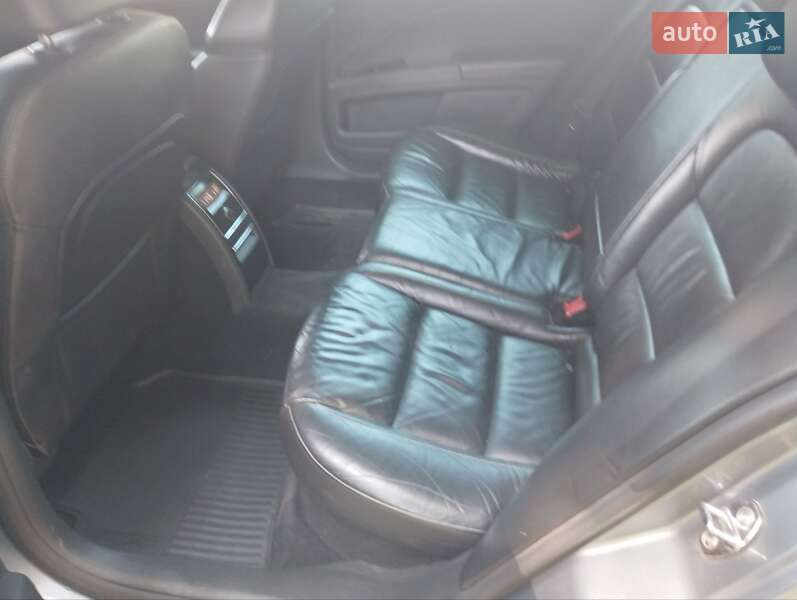 Універсал Skoda Superb 2011 в Лубнах