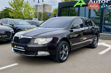 Лифтбек Skoda Superb 2012 в Киеве