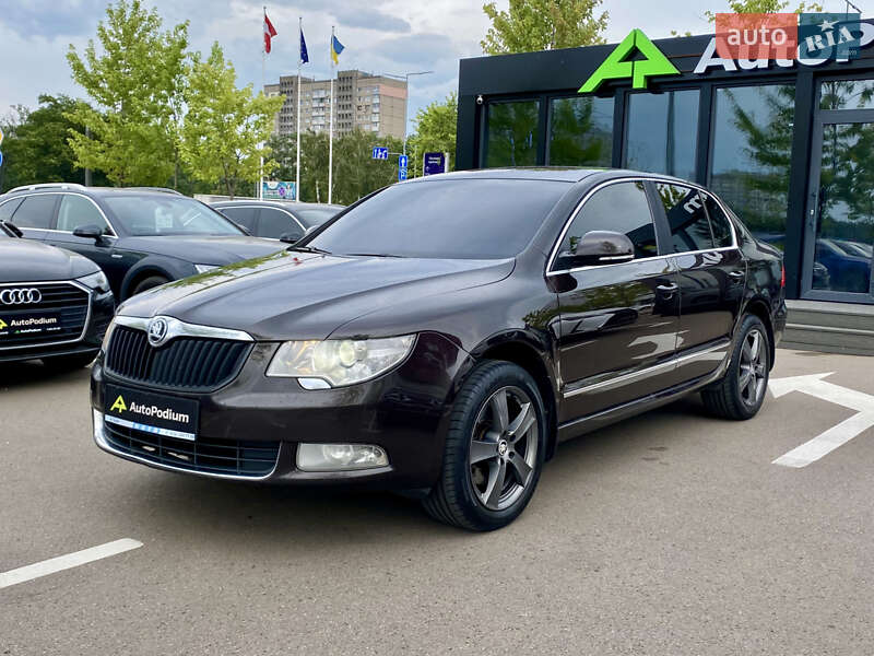Skoda Superb 2012