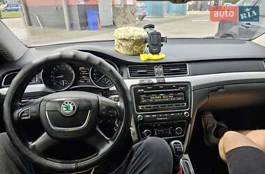 Лифтбек Skoda Superb 2010 в 