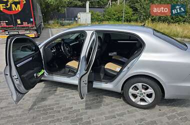 Лифтбек Skoda Superb 2010 в 