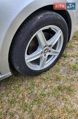 Универсал Skoda Superb 2010 в 