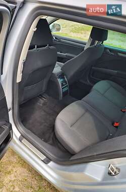 Универсал Skoda Superb 2010 в 