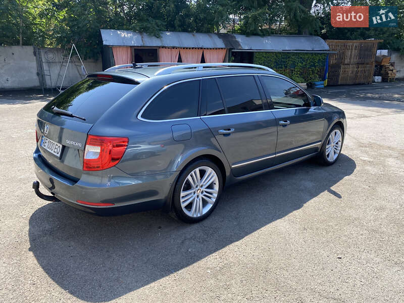 Универсал Skoda Superb 2013 в Днепре